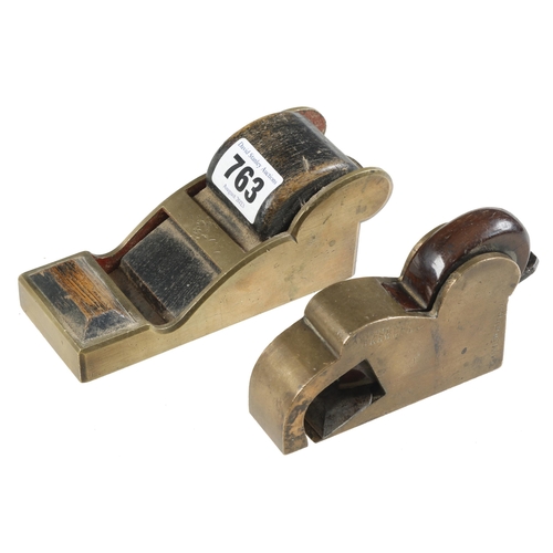 763 - A brass bullnose plane with mahogany wedge and a brass chariot plane with ebonised wedge G