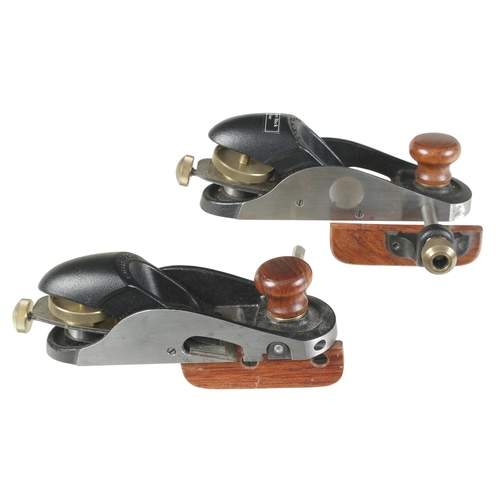 853 - A rare pair of very little used VERITAS L & R skew block plane c/w fences, (RRP £540) F