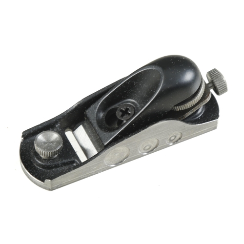 856 - An unused VERITAS low angle block plane in orig box, (RRP £58) F