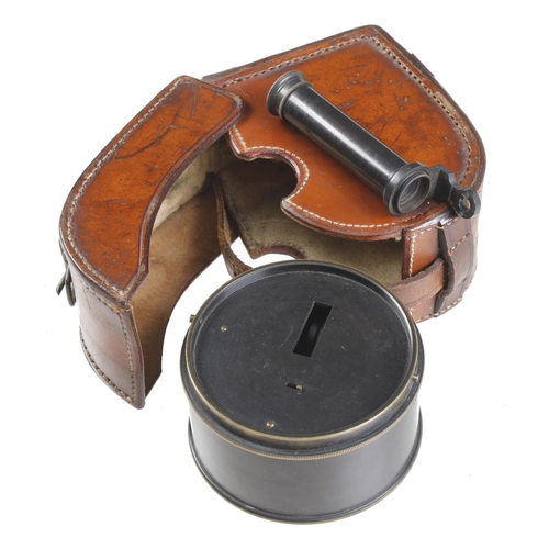 898 - A brass sextant by STANLEY London with detachable telescope in orig leather case F