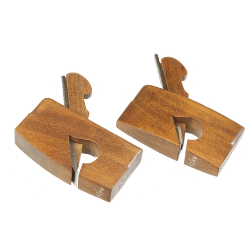 928 - A pair of little used miniature beech flat and compassed planes 3 1/2