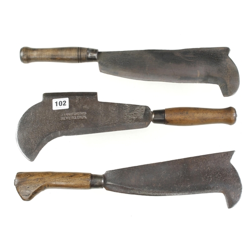 102 - A double edge billhook and two single edge G