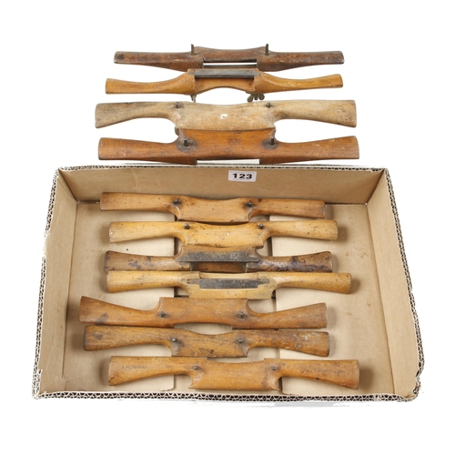 123 - 11 beech or boxwood spokeshaves G