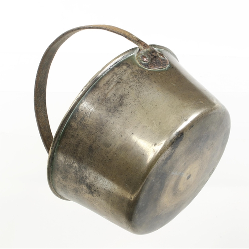 134 - A brass jam pan with fixed handles G