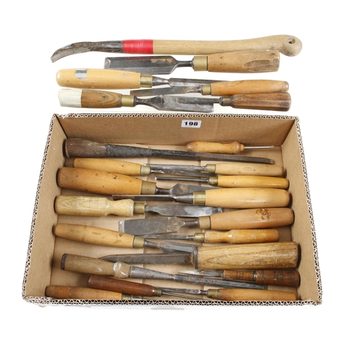 198 - 23 chisels and gouges G