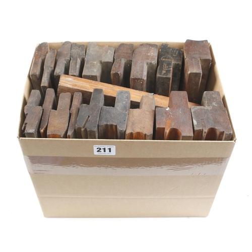 211 - 19 moulding planes G