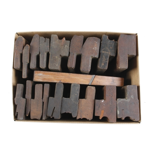 211 - 19 moulding planes G