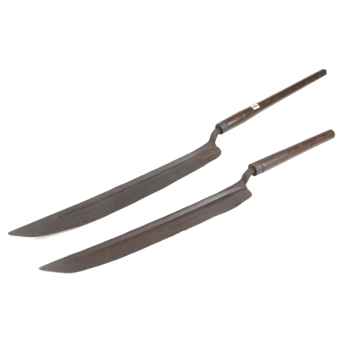 225 - A rare pair of thatcher's eaves or ridge knives by TYZACK 42