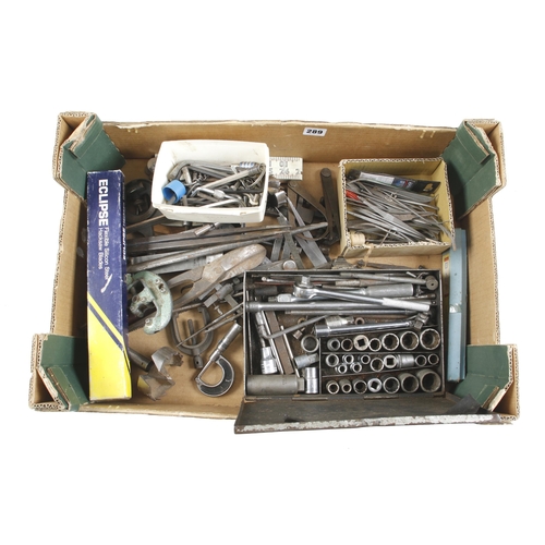 289 - Quantity of engineer's tools and sockets G