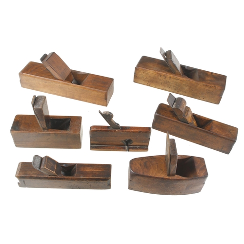 311 - Two toothing planes, two block planes, T rebate etc G