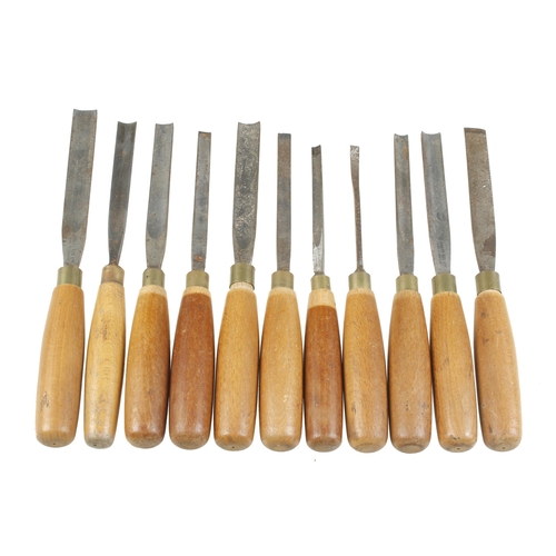 88 - 11 carving tools G