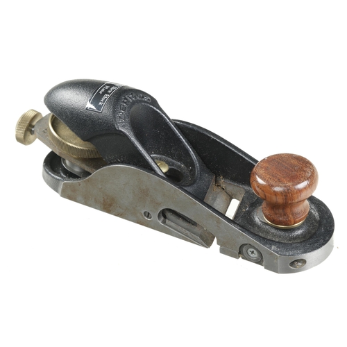 887 - An unused VERITAS adjustable R/H skew block plane 6 1/2