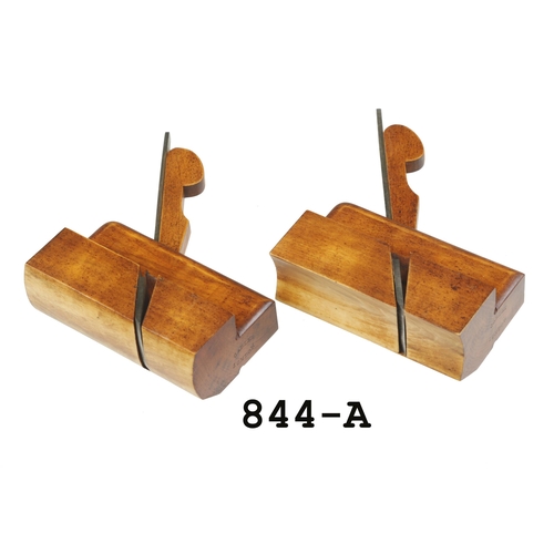 844A - A superb unused pair of miniature boxwood H & R planes by BILL CARTER 3