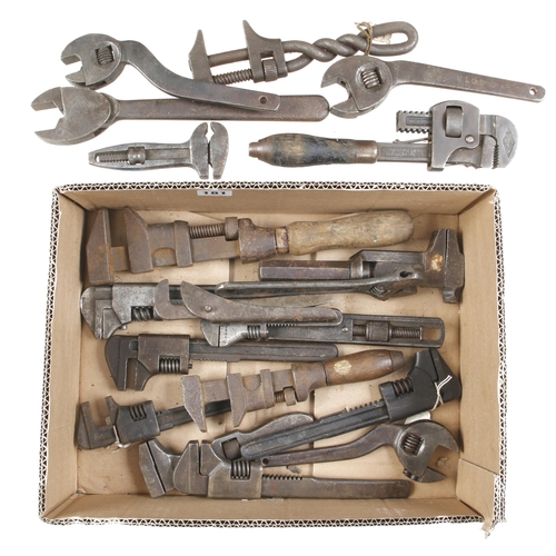 181 - 20 adjustable wrenches G+