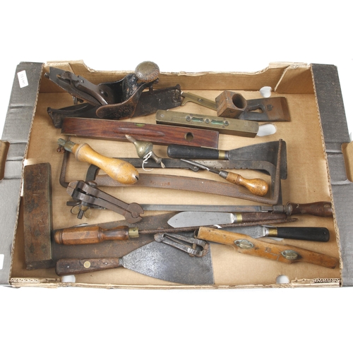 198 - A box of tools G