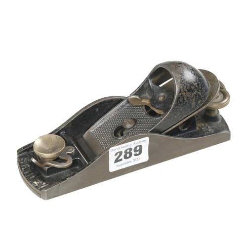 289 - A STANLEY No 9 1/2 block plane G