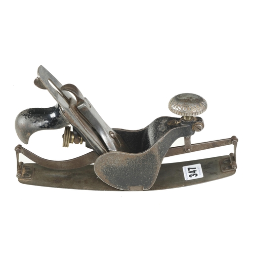 347 - A STANLEY No 113 circular plane with English iron G+