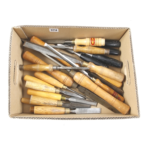 374 - Three turning tools and 18 other chisels G+