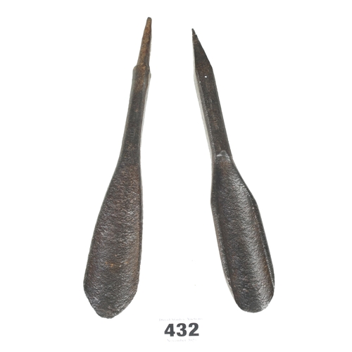 432 - Two 18c turning tools (handles long gone) by WEDON (1774-88) and ROBERT STIDMAN d. 1744 pitted G