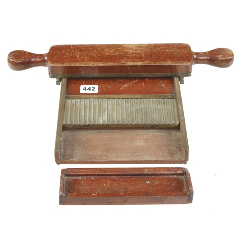 442 - A mahogany and brass pill roller complete with tray G+