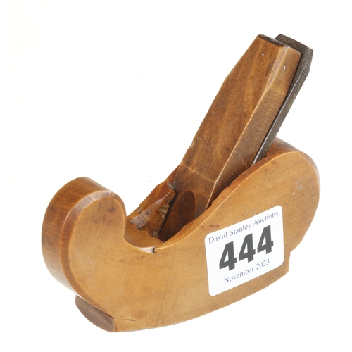 444 - A miniature boxwood round both ways plane, chip and pressure crack to wedge lugs G