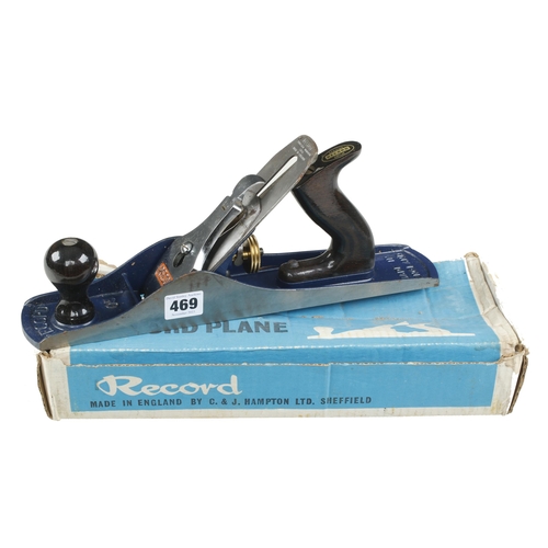 469 - A recent, unused RECORD No 05 fore plane in orig tatty box F