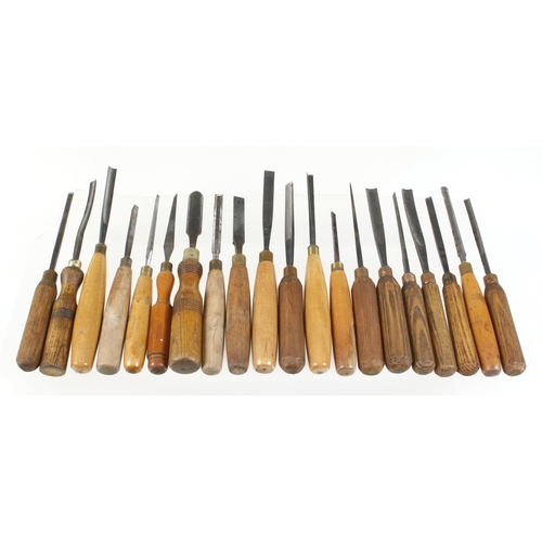 611 - 20 carving tools G+