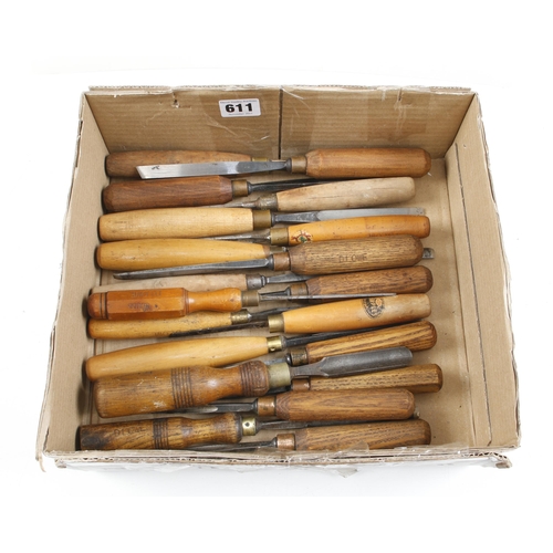 611 - 20 carving tools G+