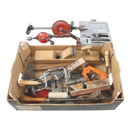 626 - A box of tools G