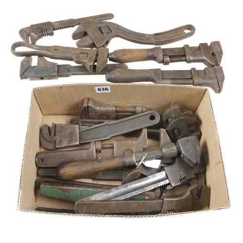 636 - 20 adjustable wrenches G+