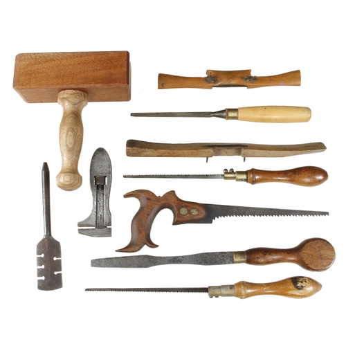 648 - Three padsaws and 7 other tools G+