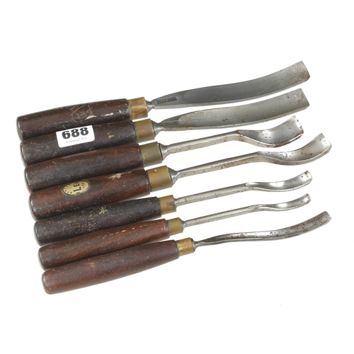 688 - A set of 7 carving tools by ASHLEY ILES G