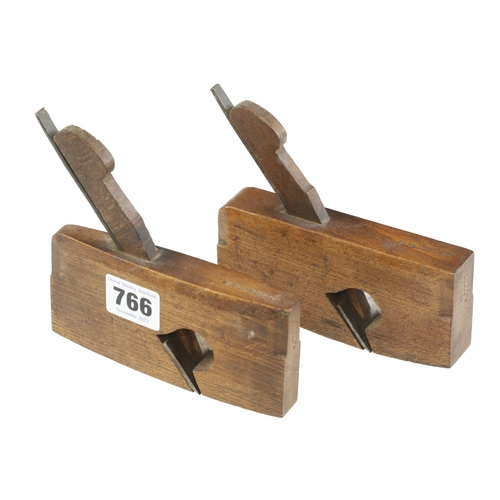 766 - A pair of small flat and compassed rebate planes by GARDNER Bristol 5