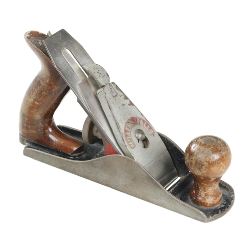 840 - A MILLERS FALLS No 8 adjustable smoother, tight crack to handle G+