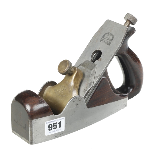 951 - An early NORRIS A5 adjustable d/t steel smoother with rosewood infill and Patent Adjustable on lever... 