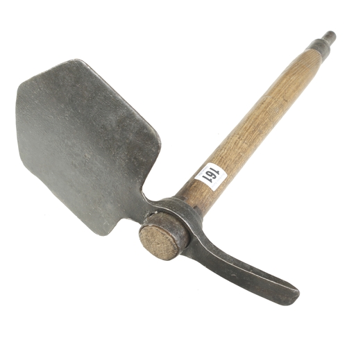 161 - A WW2 trench spade/adze marked PERKS 1944 with Broad Arrow G+