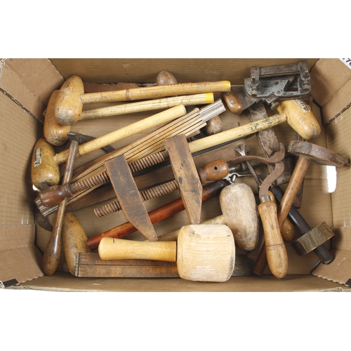 176 - A box of tools G