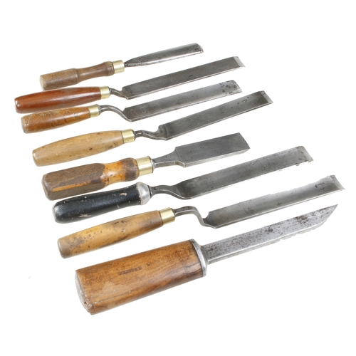 207 - Five cranked gouges and 3 others G+