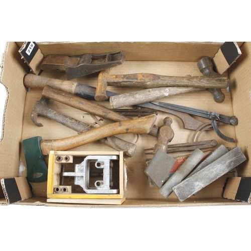 215 - A box of tools G