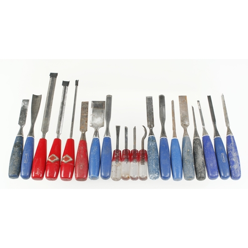 267 - 20 chisels with composite handles G