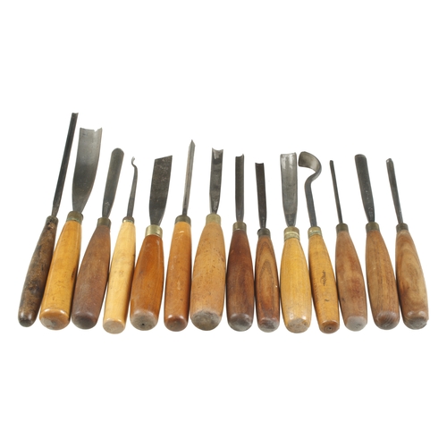 701 - 30 carving tools G++