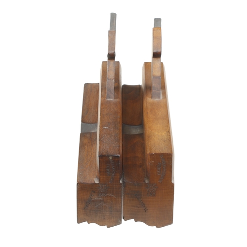 800 - A pair of ogee moulding planes by MALLOCH Perth 5/8