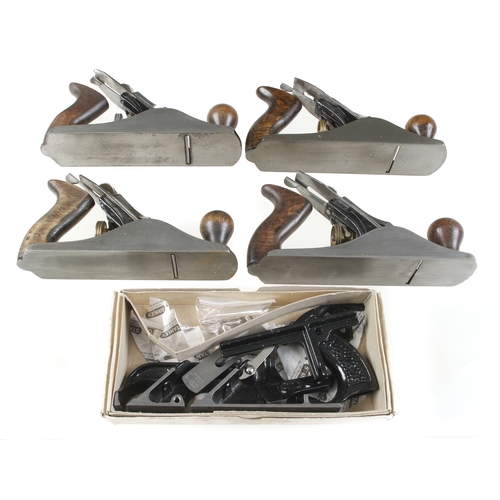 572 - Four STANLEY No 4 smoothers and an unused No 78 rebate plane G+