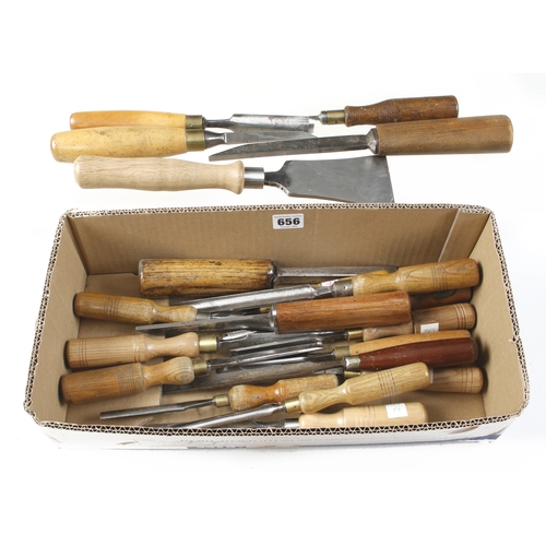 656 - 20 chisels and gouges G+