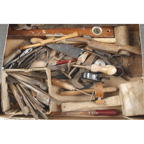 676 - A box of tools G