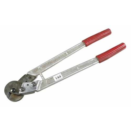 144 - A little used pair of cable cutters by FELCO G+