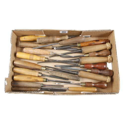 43 - 30 carving tools G