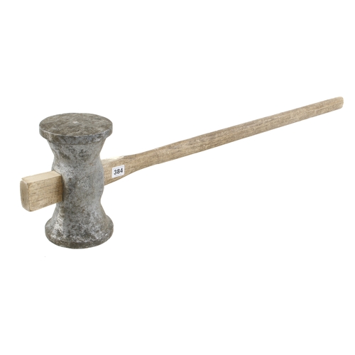 384 - A large alloy fencing maul with 5 1/2