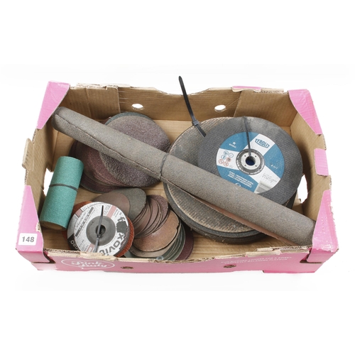 148 - 24 cutting and grinding discs and various abrasives G+