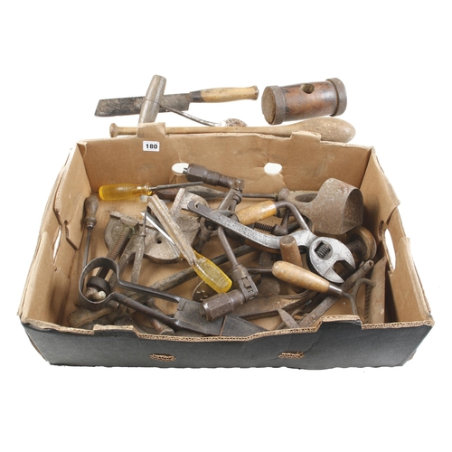 180 - A box of tools G